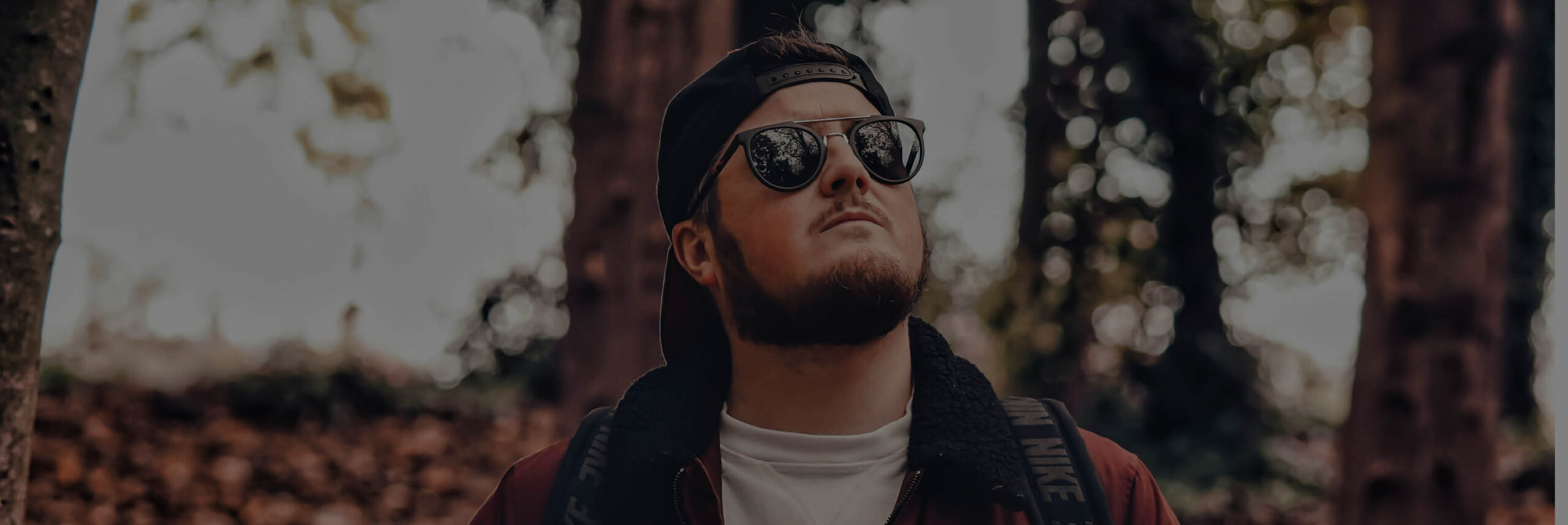 When Confidence Cuts Through: How Arrogant Visuals Capture Attention—and When They Convert